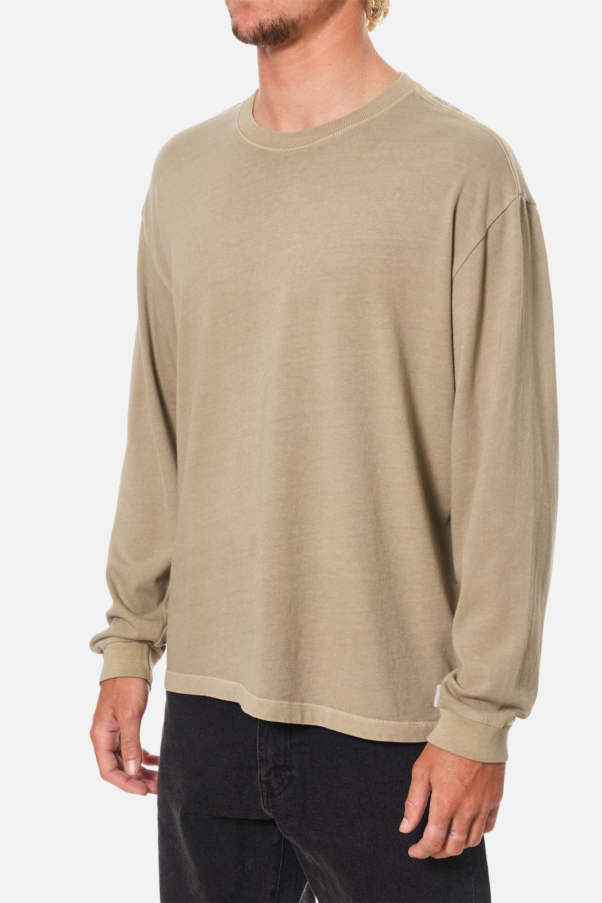 BOX FIT LONG SLEEVE TEE