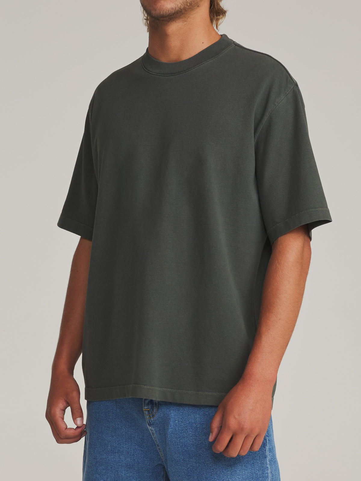 #color_black-vintage-wash