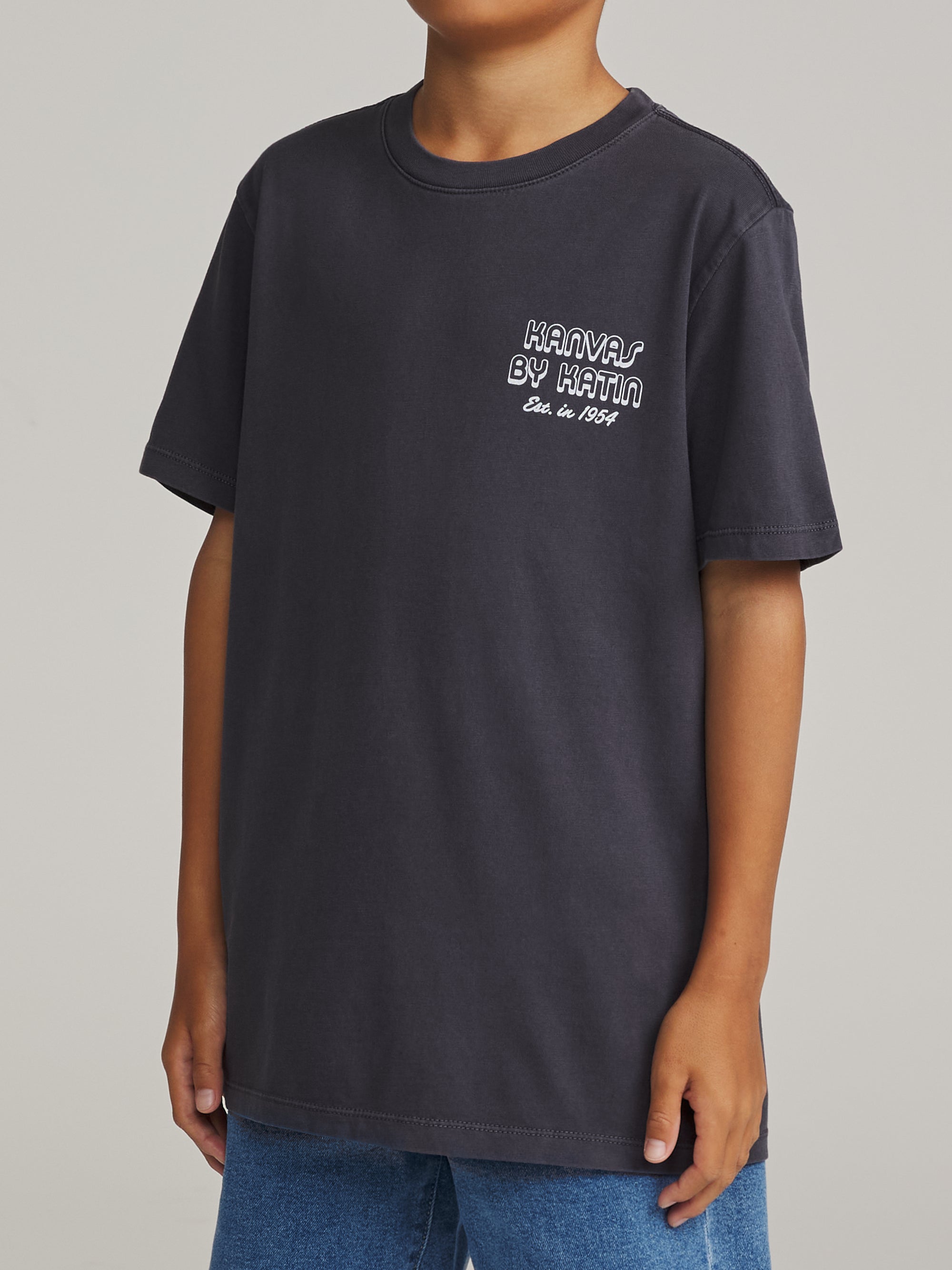 #color_polar navy vintage wash