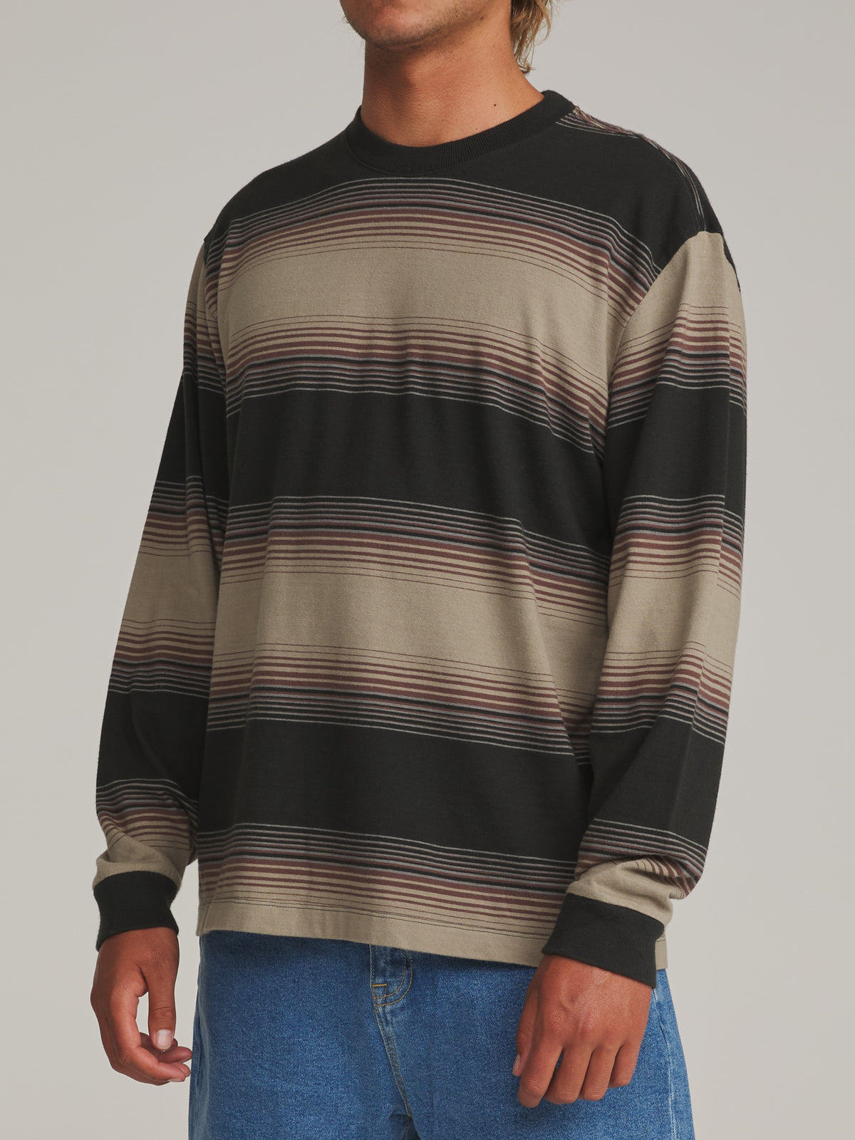 Katin Sunset Box Fit Ls Tee in Black - worn on model, side