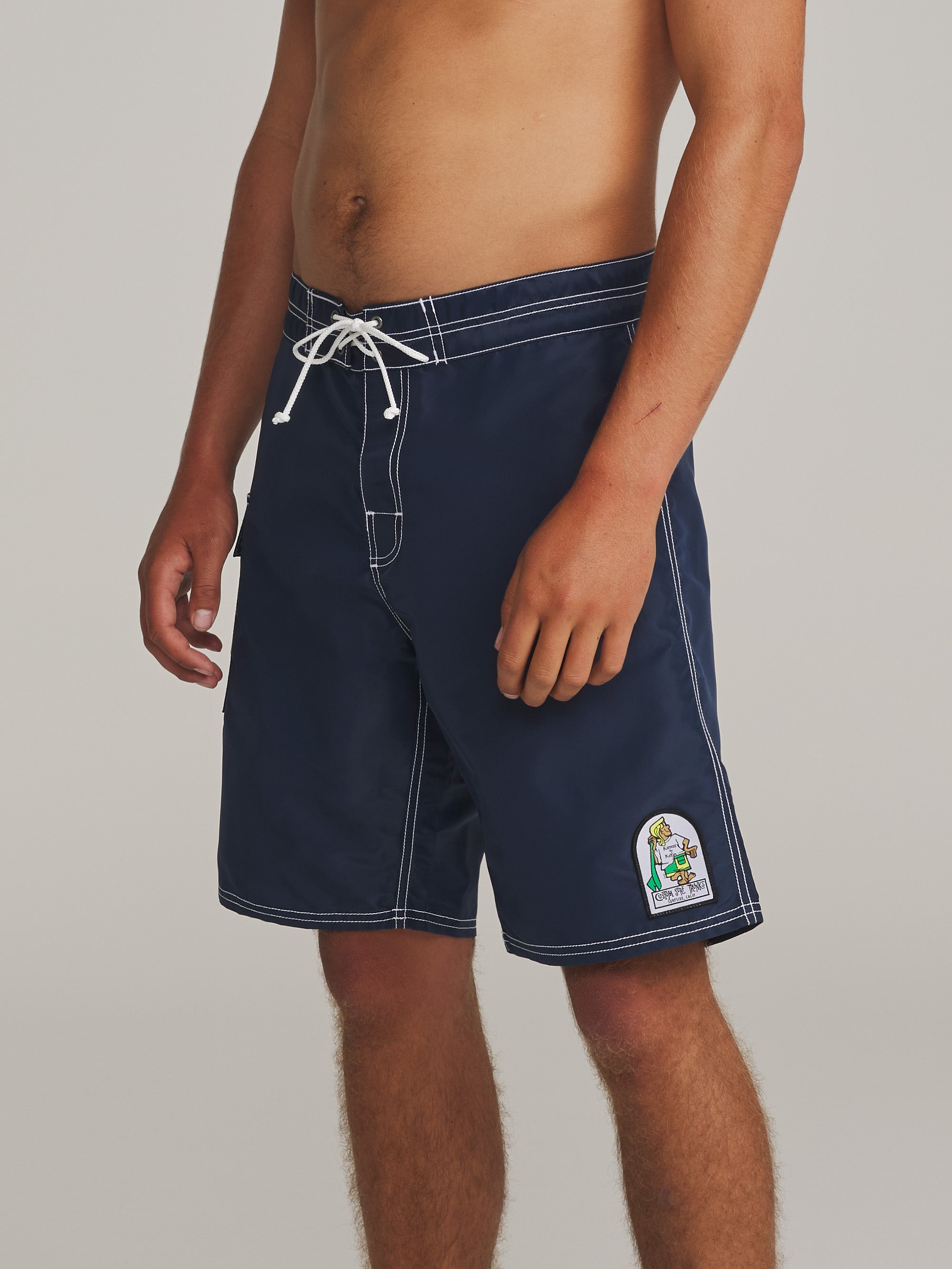 #color_navy