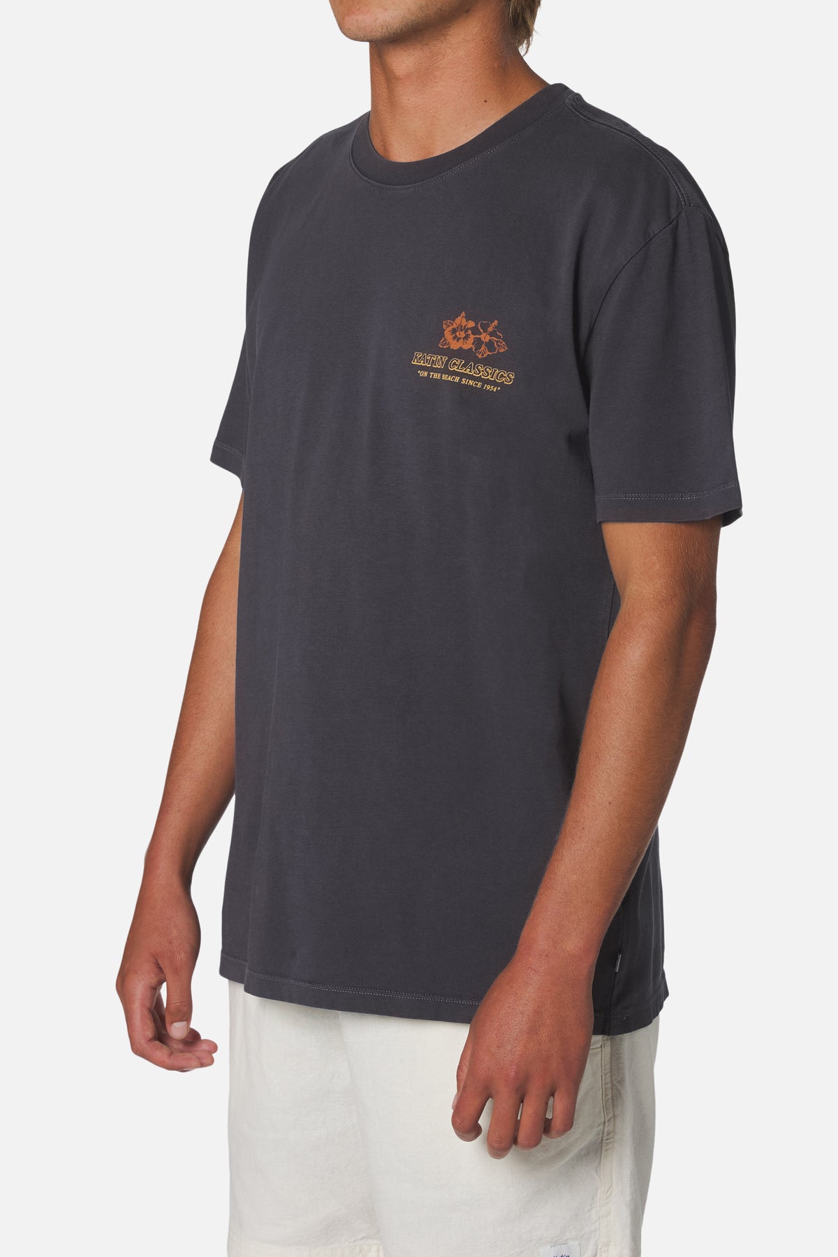 REPOSE TEE