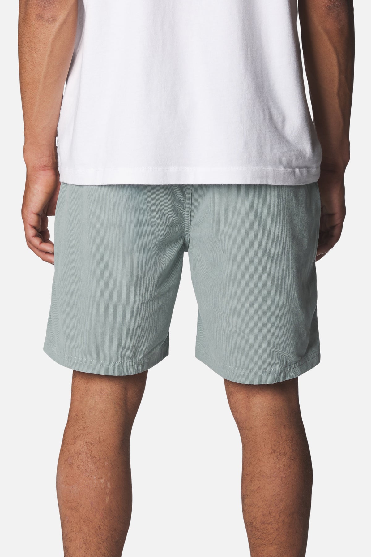 TRAILS CORDUROY SHORT