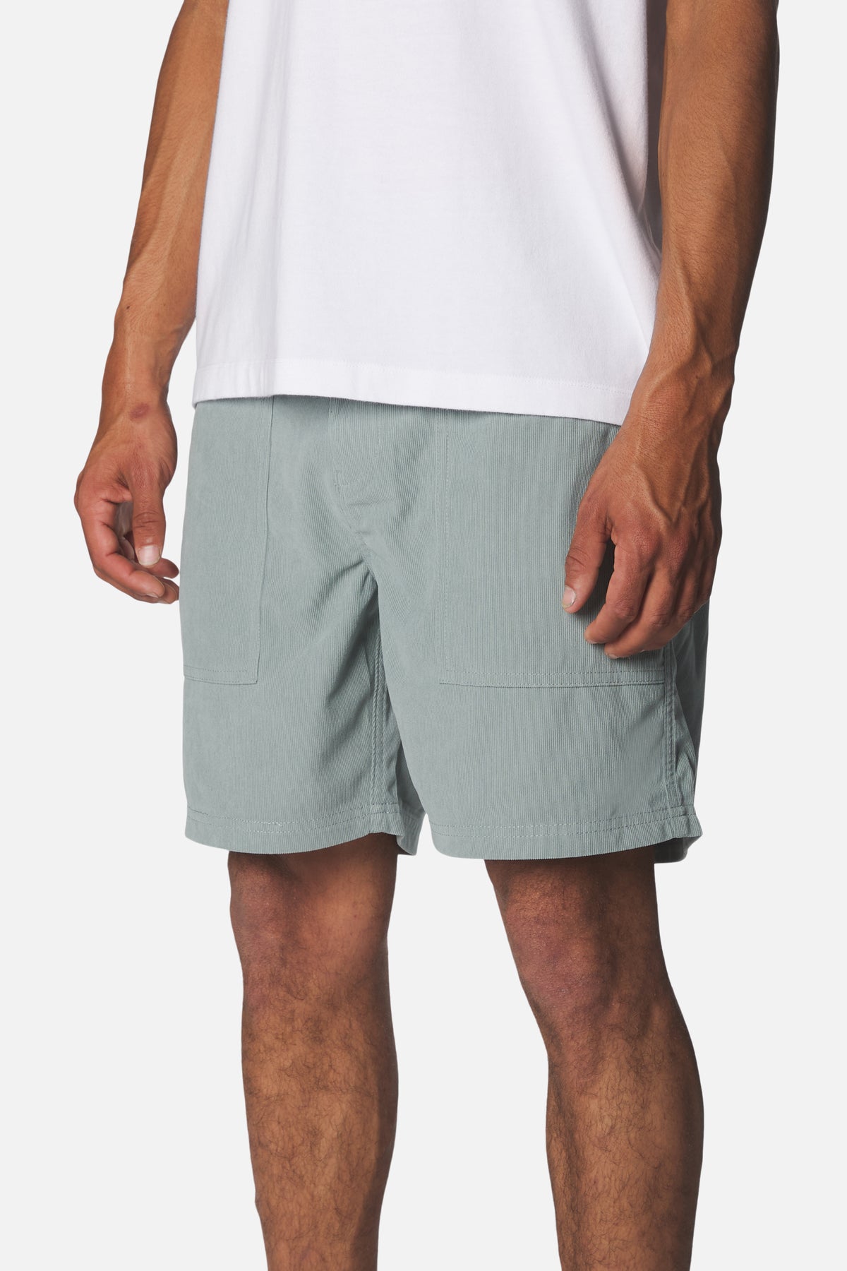 TRAILS CORDUROY SHORT