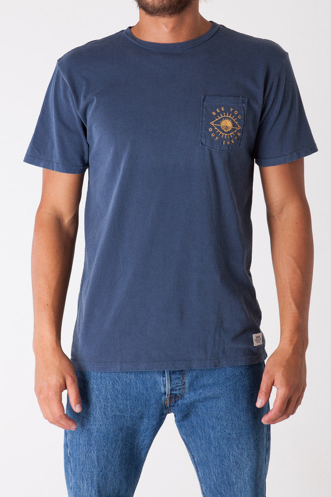 WEB FEATURE: View Pocket Knit Tee