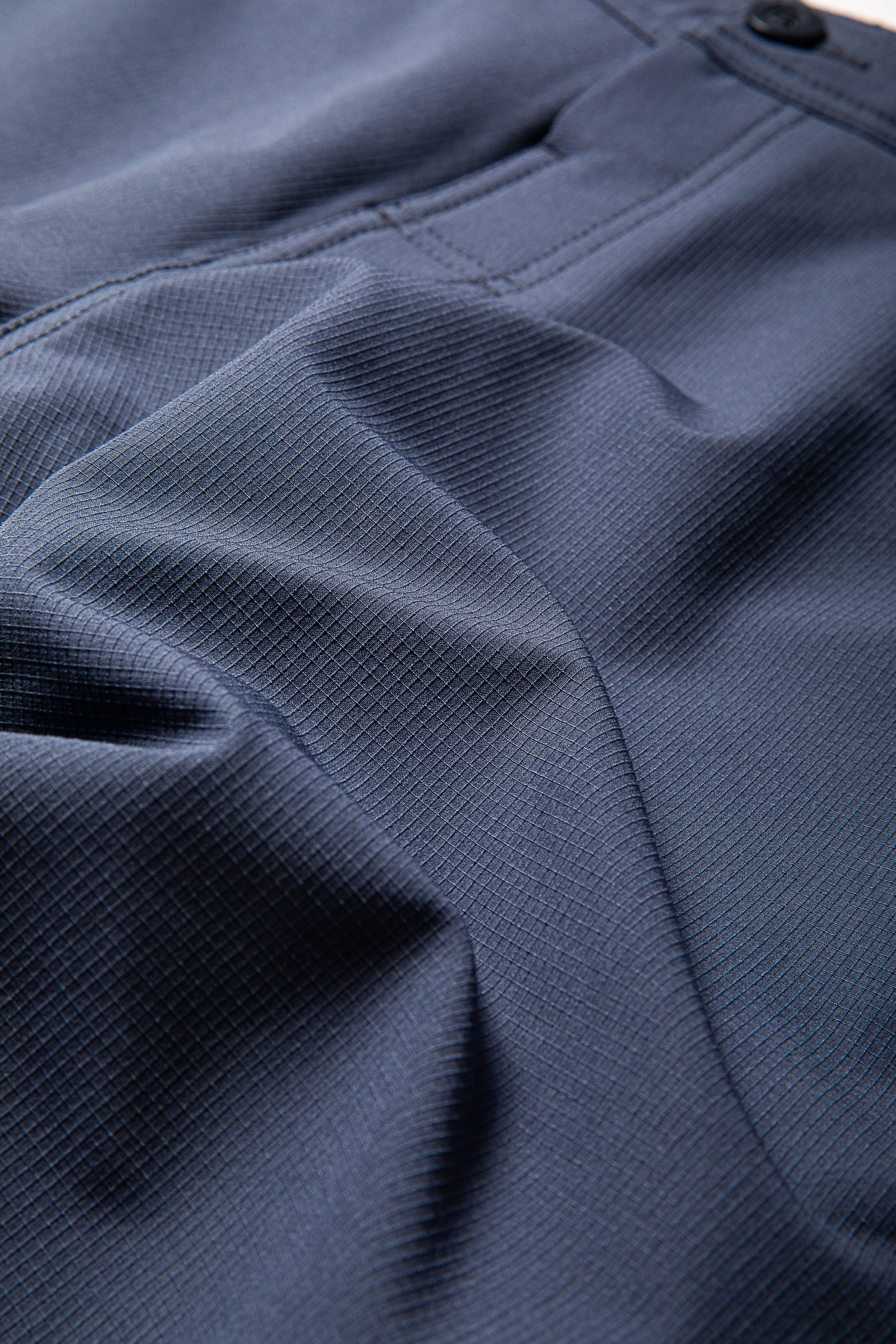 WANDERER HYBRID SHORT