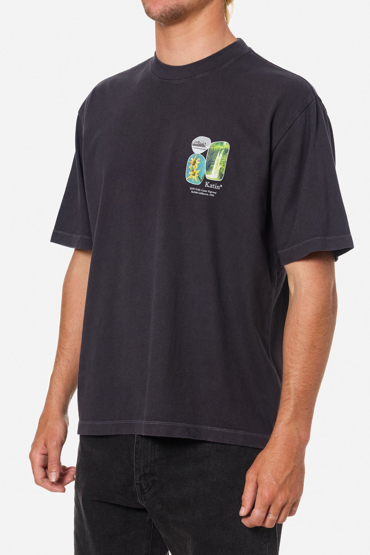 BROCHURE BOX FIT TEE