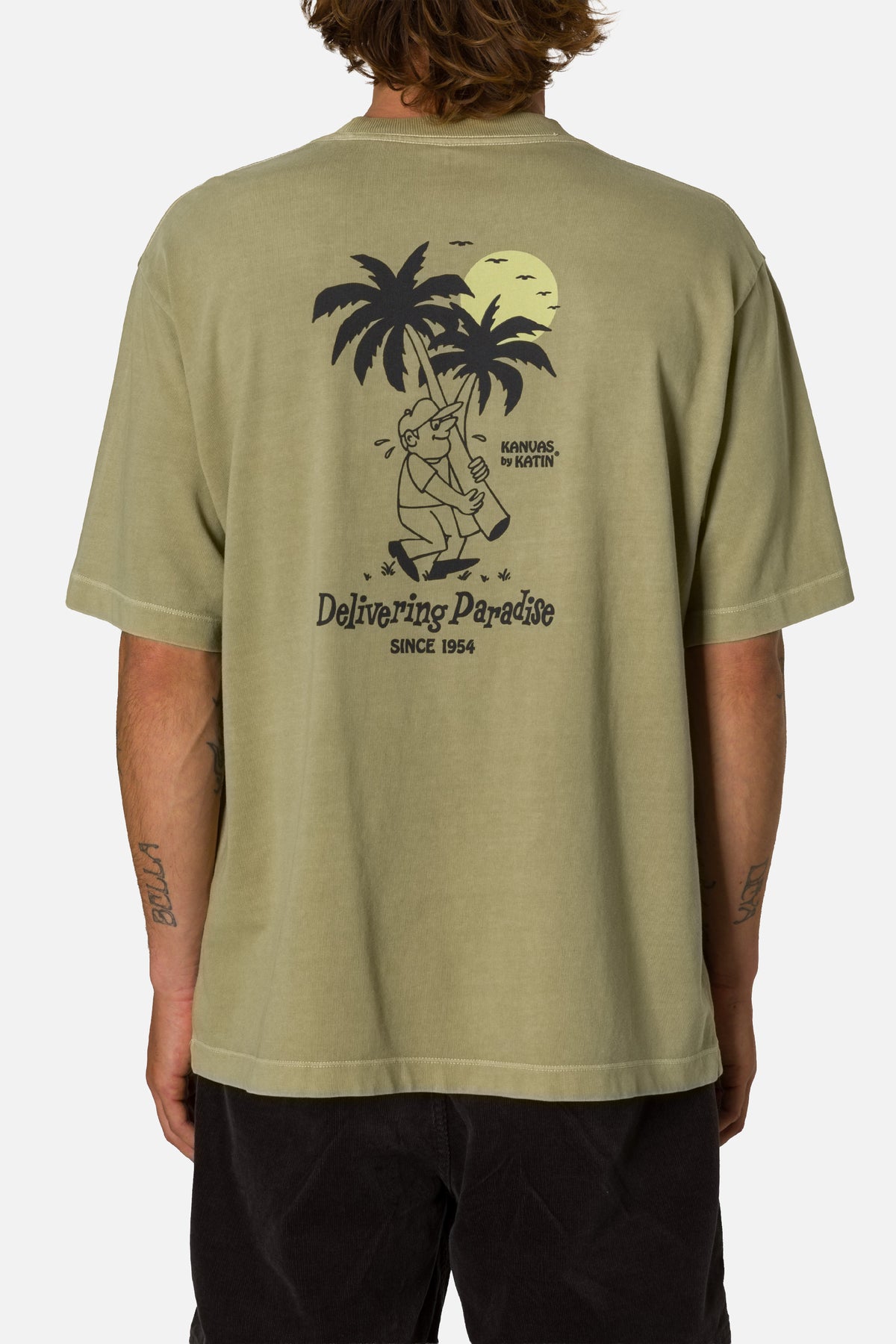 DELIVERY BOX FIT TEE