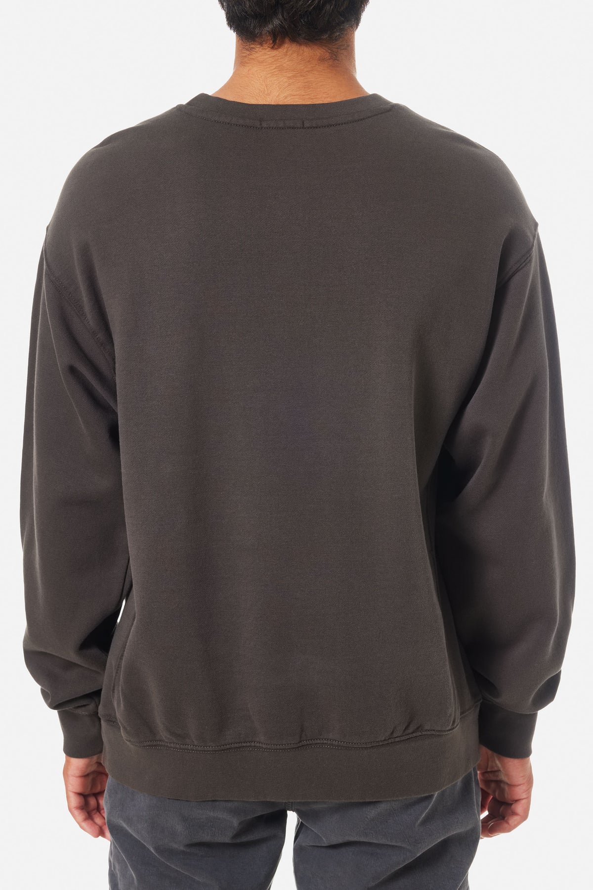 EMBROIDERED CREWNECK