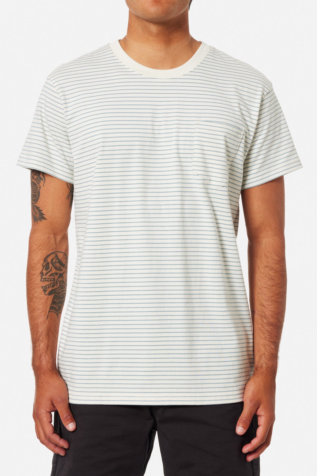 FINLEY POCKET TEE