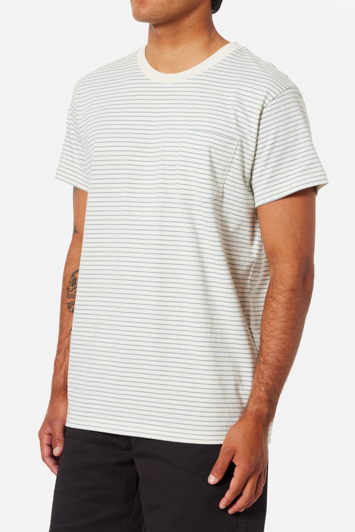 FINLEY POCKET TEE