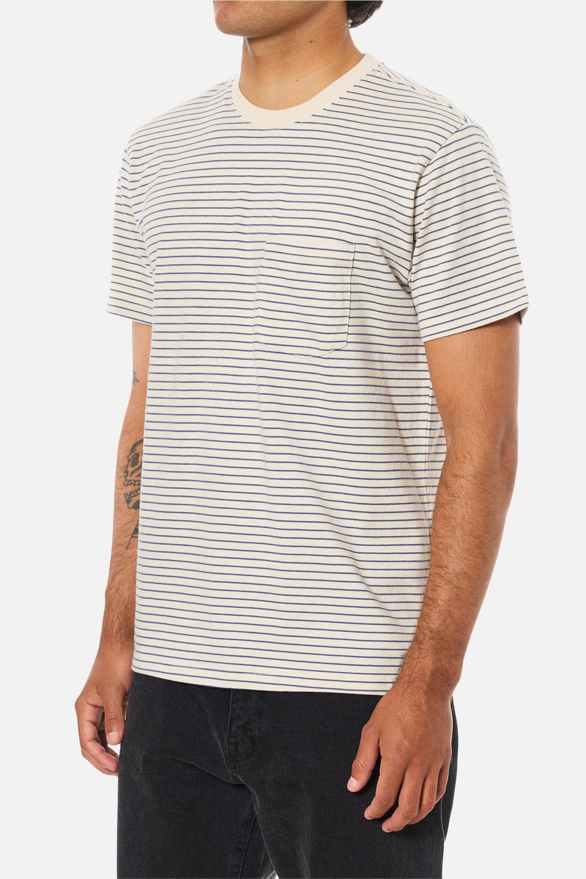 FINLEY POCKET TEE