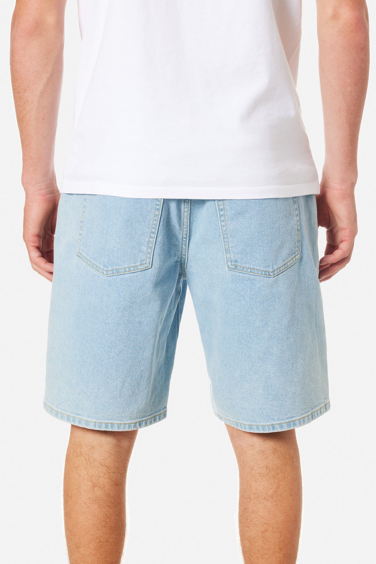 GEORGE 64 SHORT