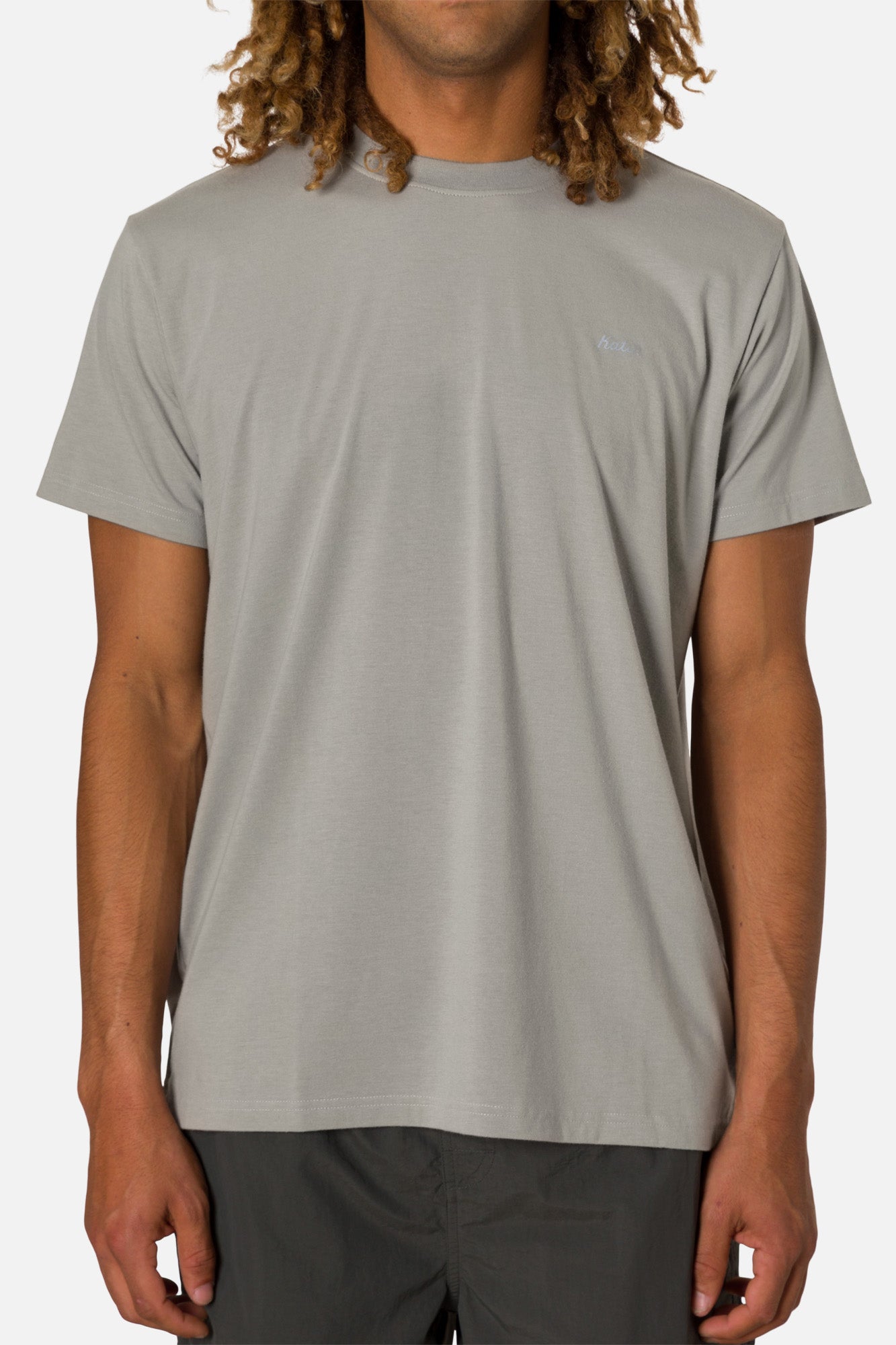 Katin otg flow tee neutral gray 03 _1