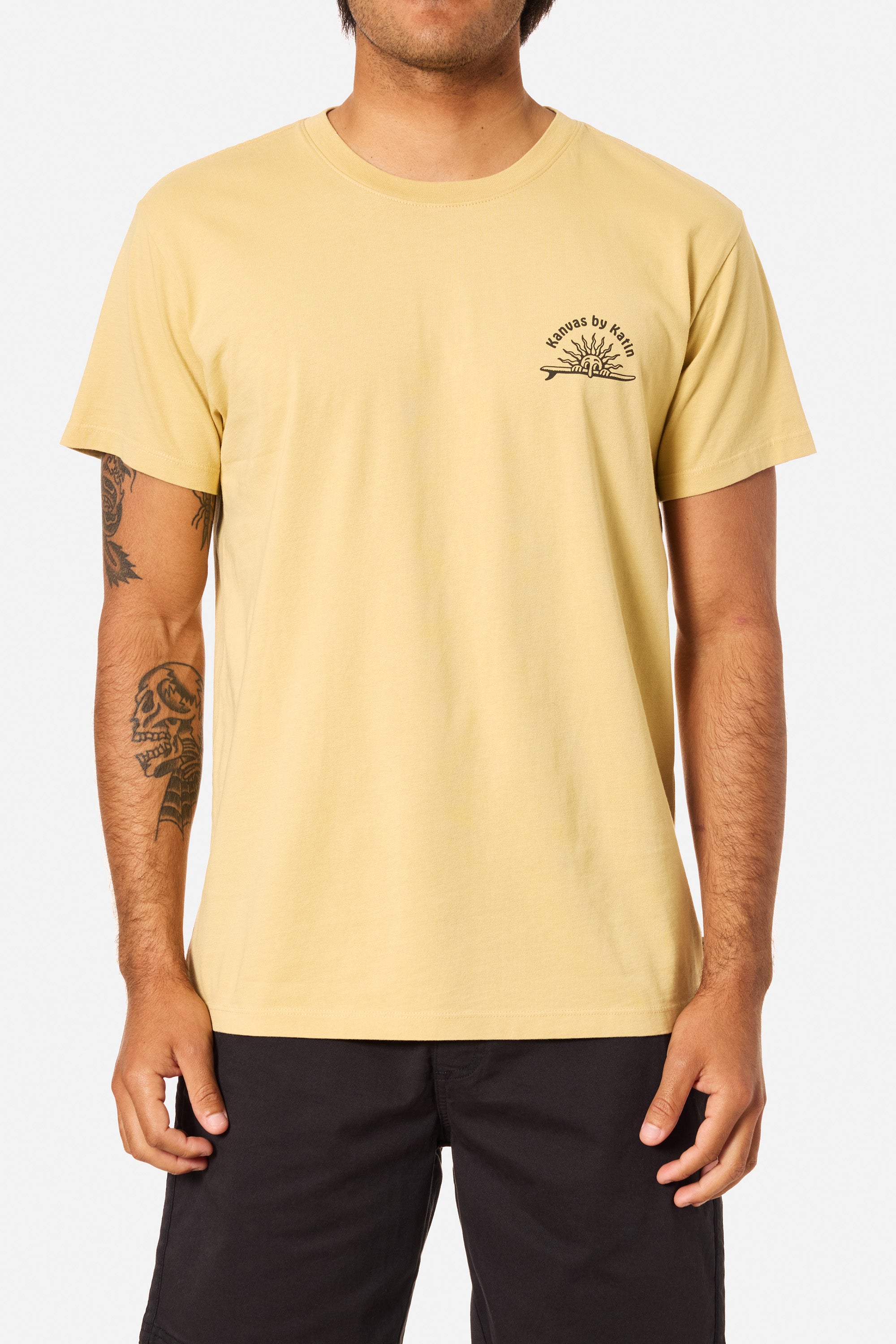 SUNNY TEE