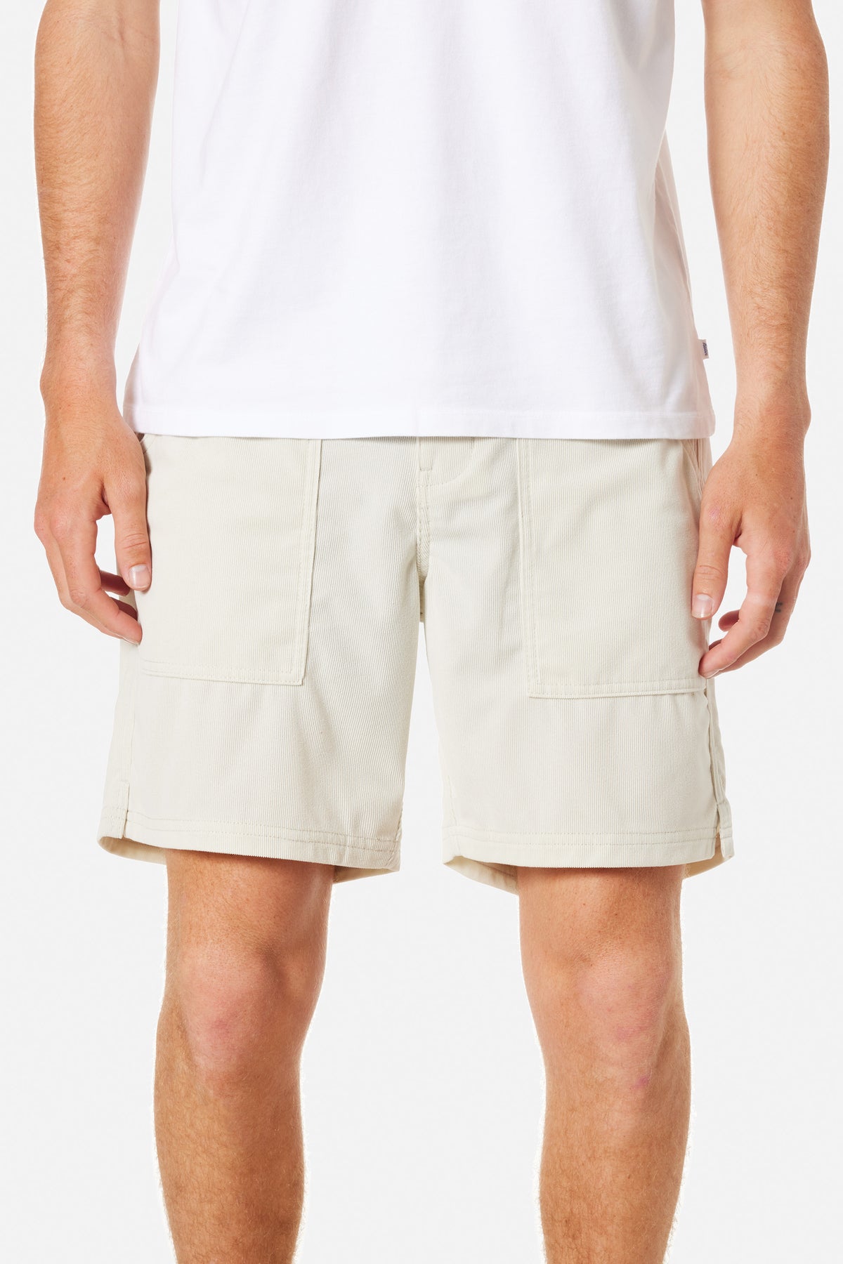 TRAILS CORDUROY SHORT