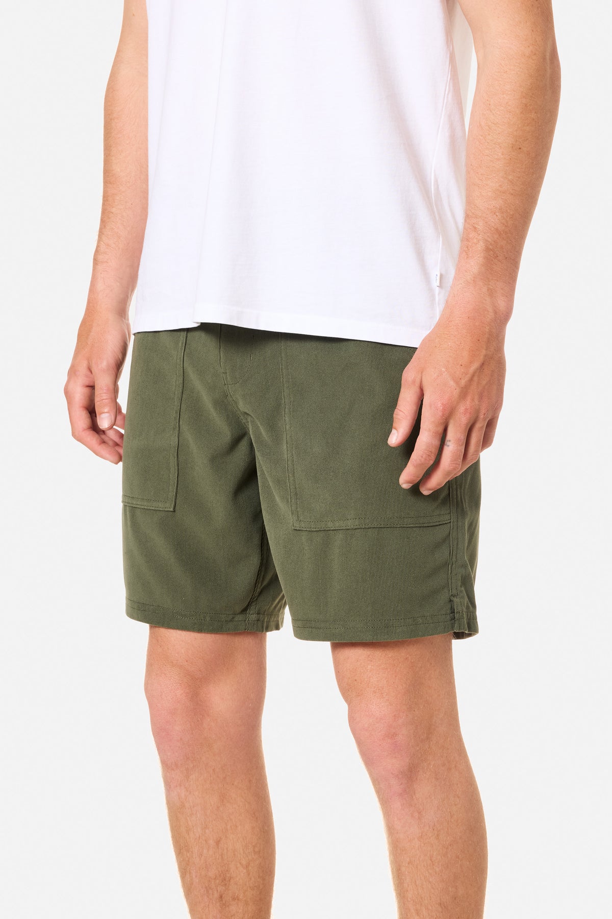 TRAILS CORDUROY SHORT