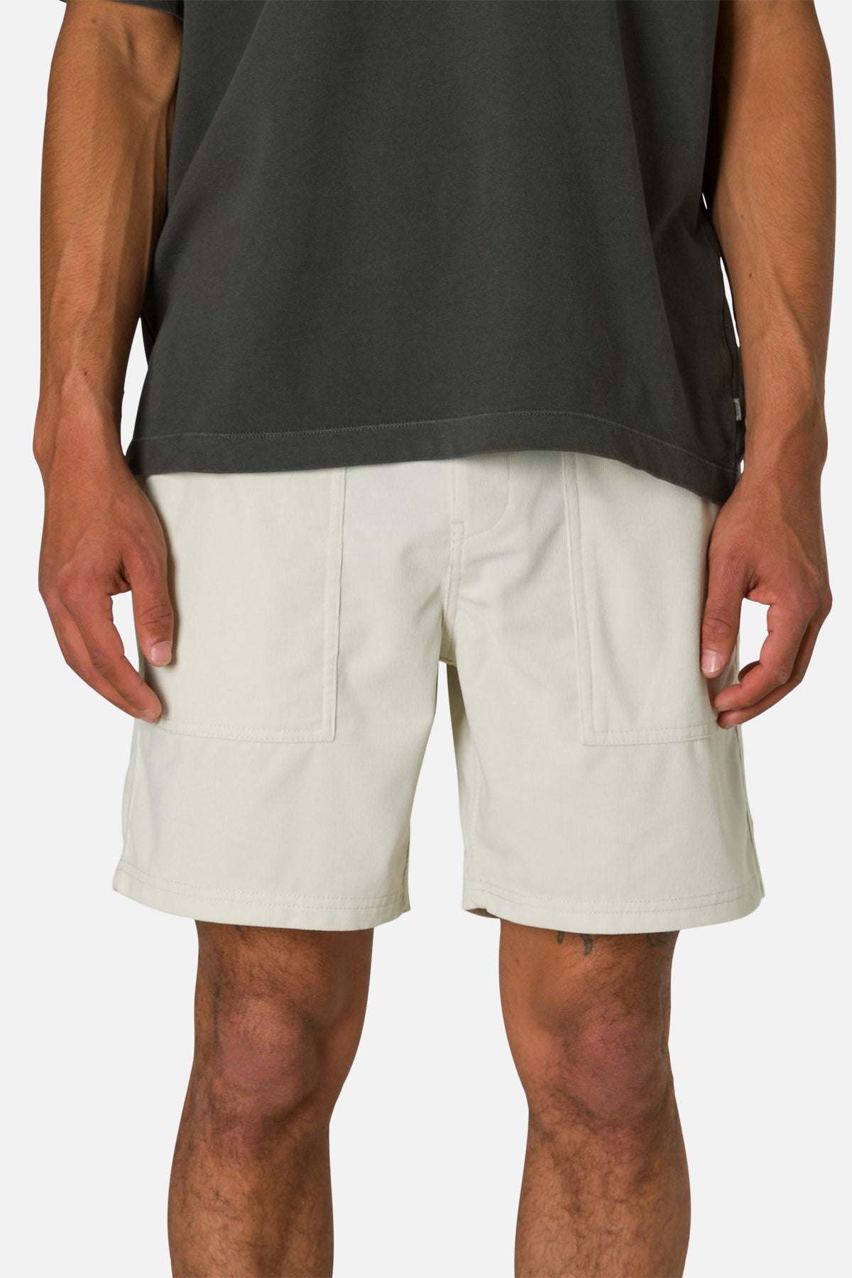 TRAILS CORDUROY SHORT