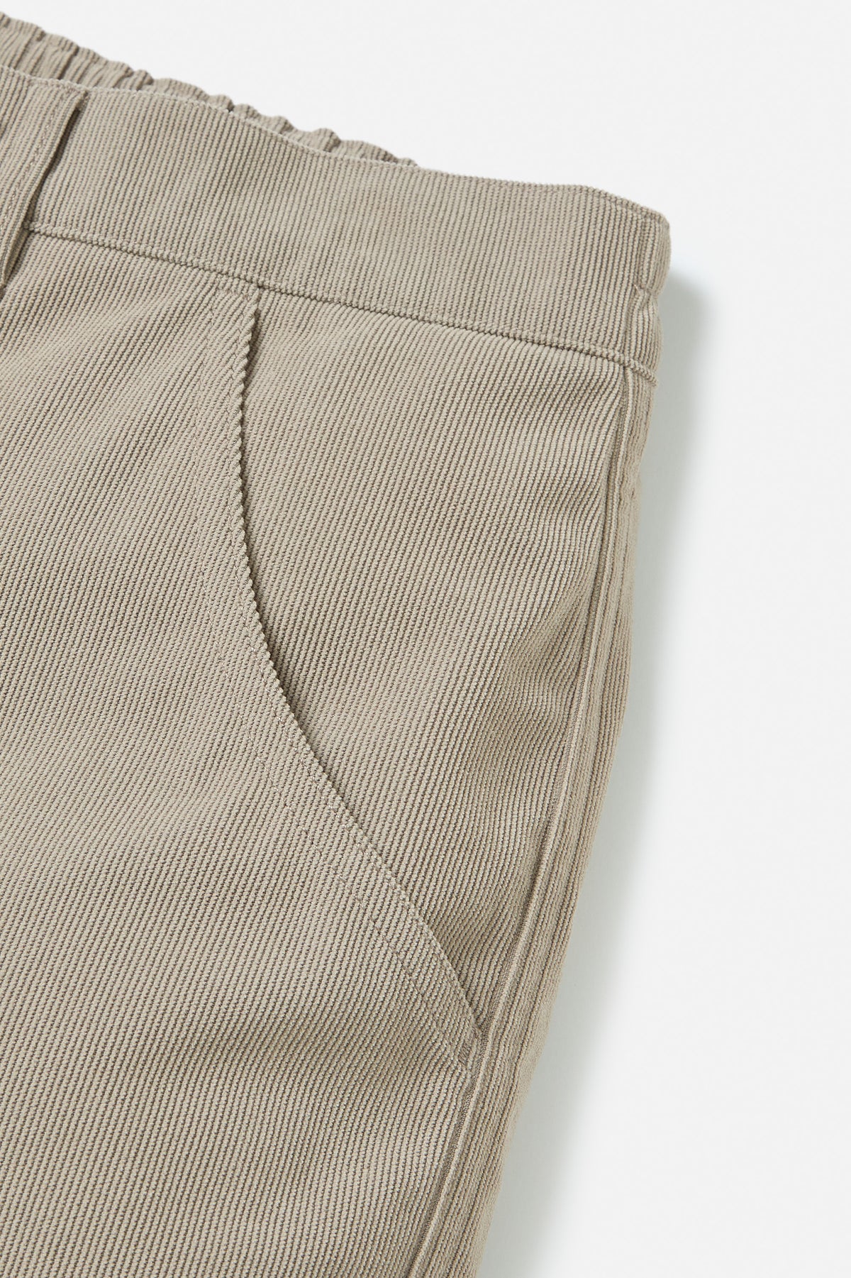 TRAILS CORDUROY SHORT