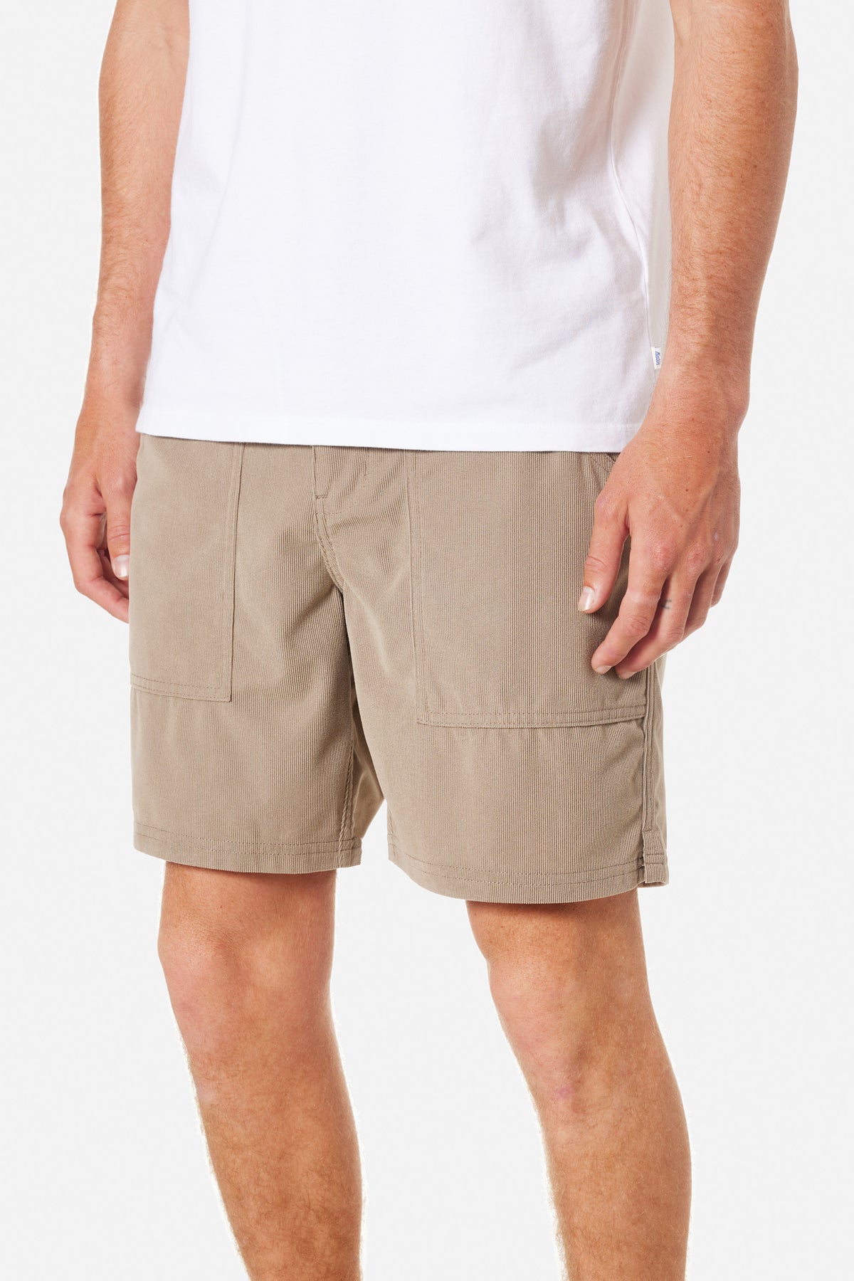 TRAILS CORDUROY SHORT