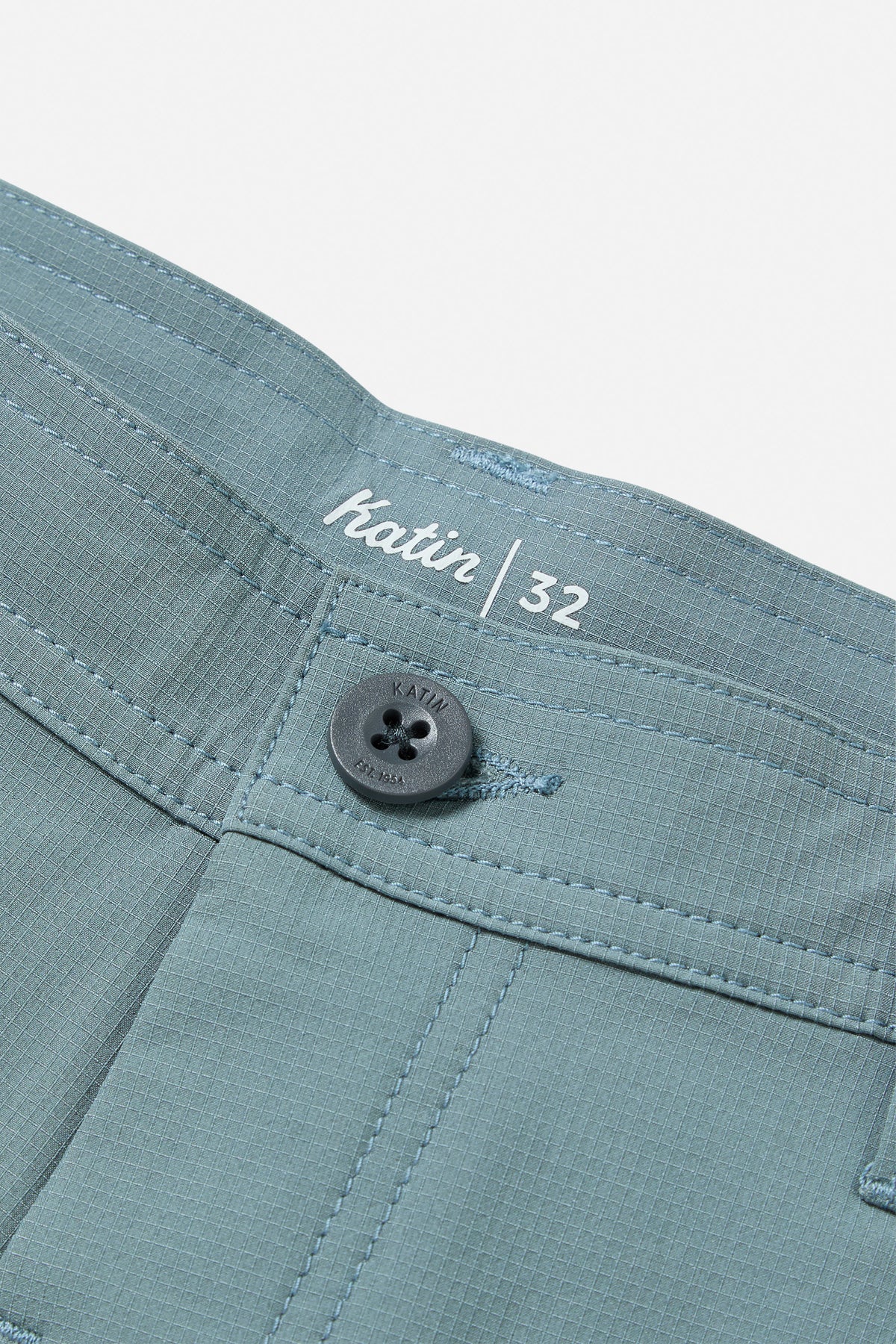 WANDERER HYBRID SHORT