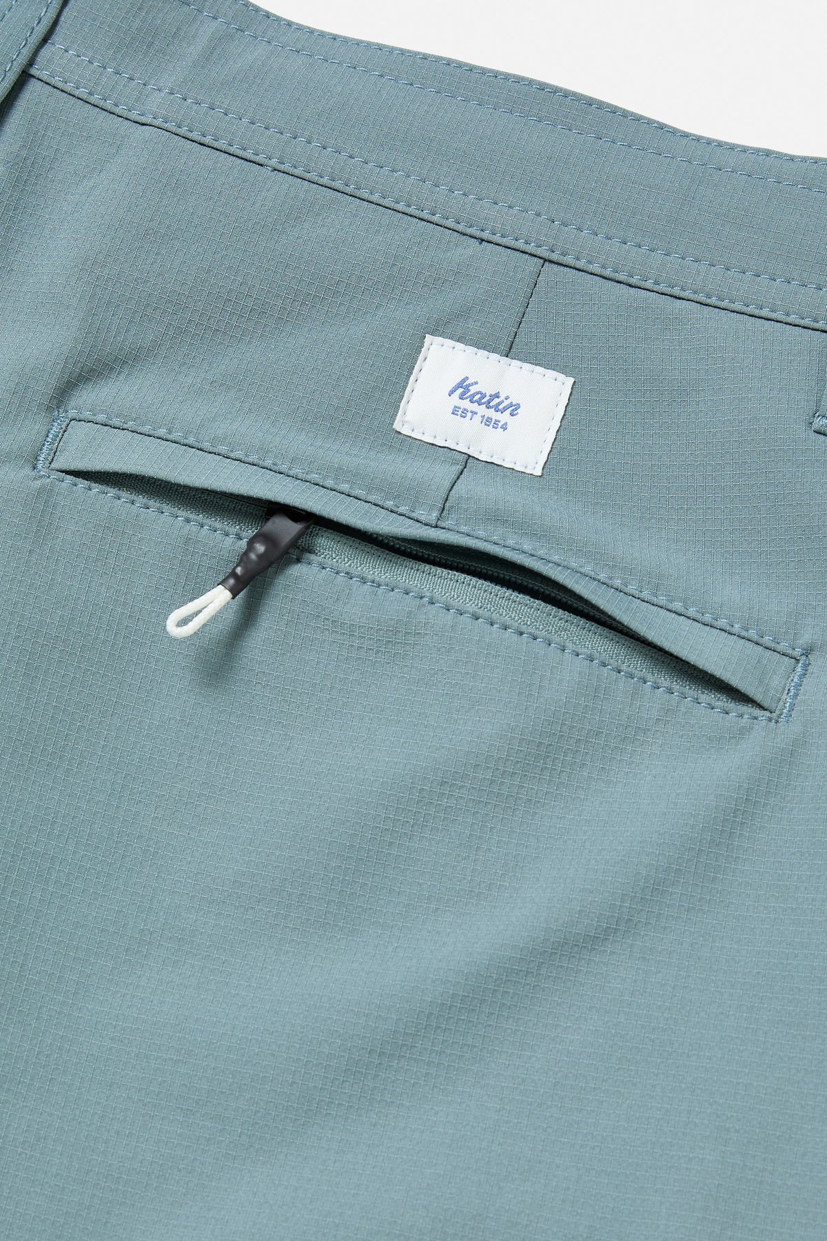 WANDERER HYBRID SHORT