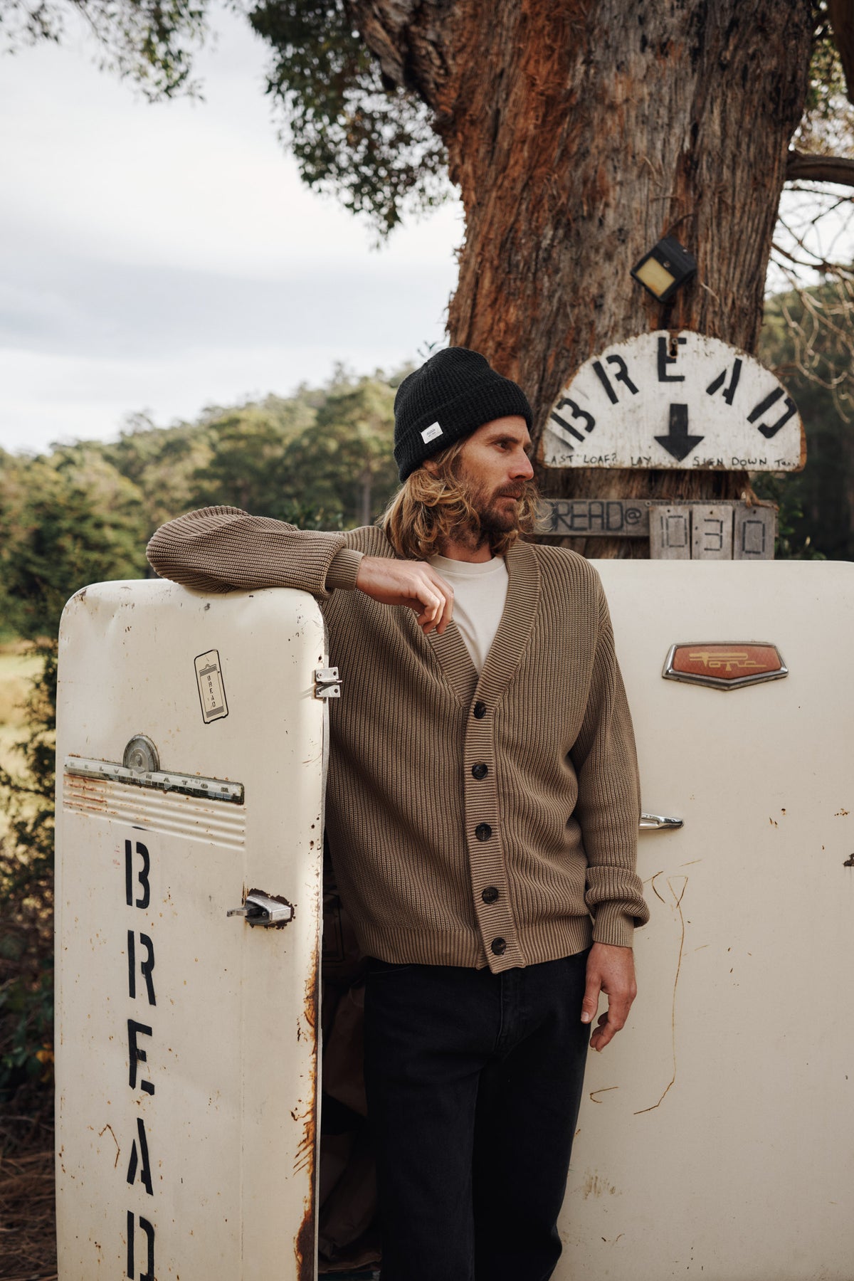 GALLANT CARDIGAN SWEATER