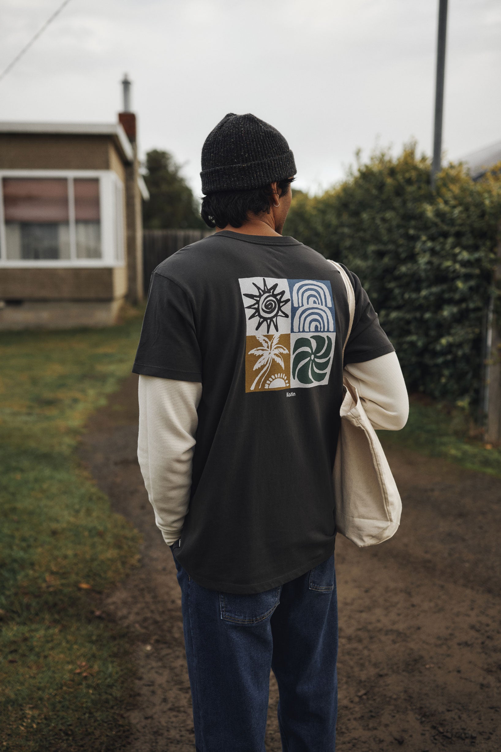 REALM TEE
