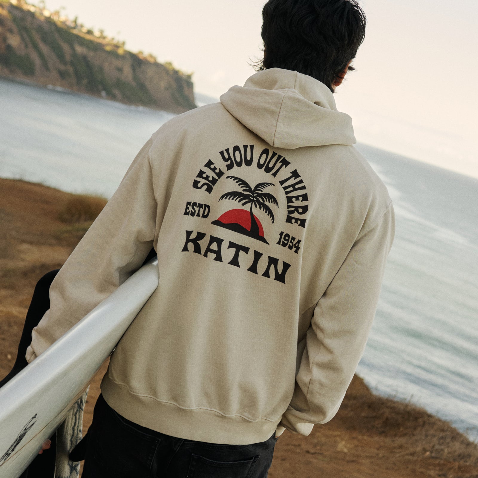 Mega_menu_2000x2000_spring_hoodies_sweatshirts