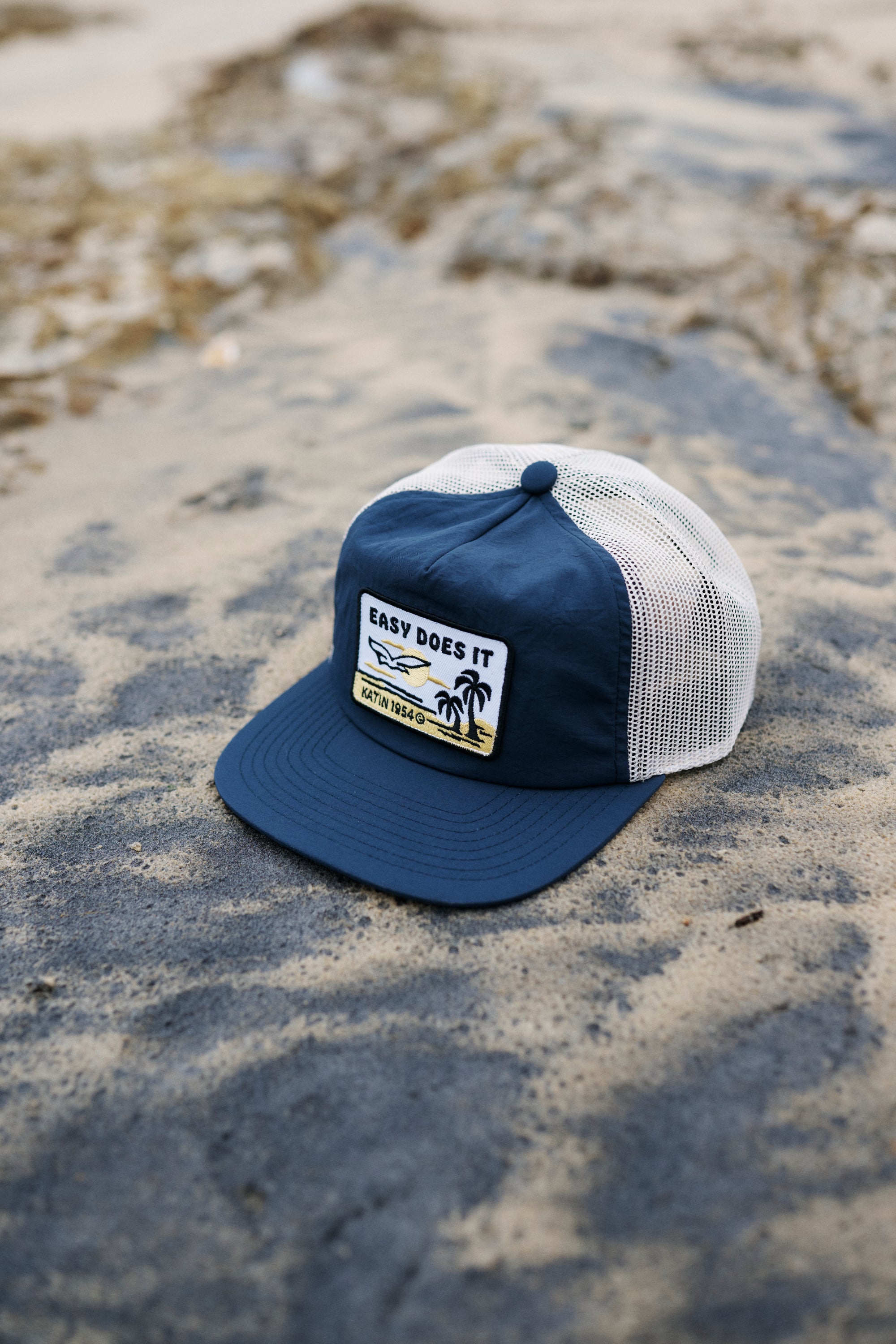 SQUAWK TRUCKER HAT