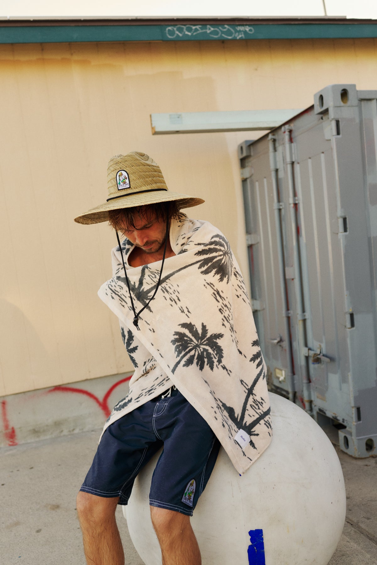 Web_srgb_katin_spring_k man_lifeguard_hat_vincent_towel_waterman_3373