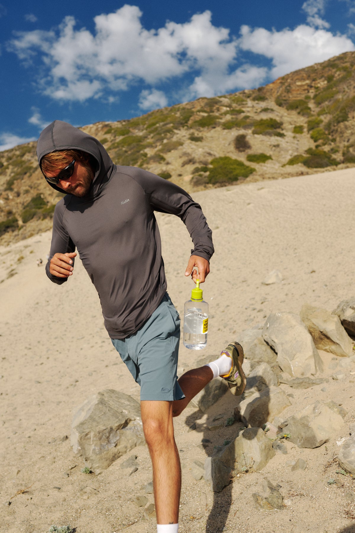 Web_srgb_katin_spring_otg_quest_hood_wanderer_hybrid_short_3767