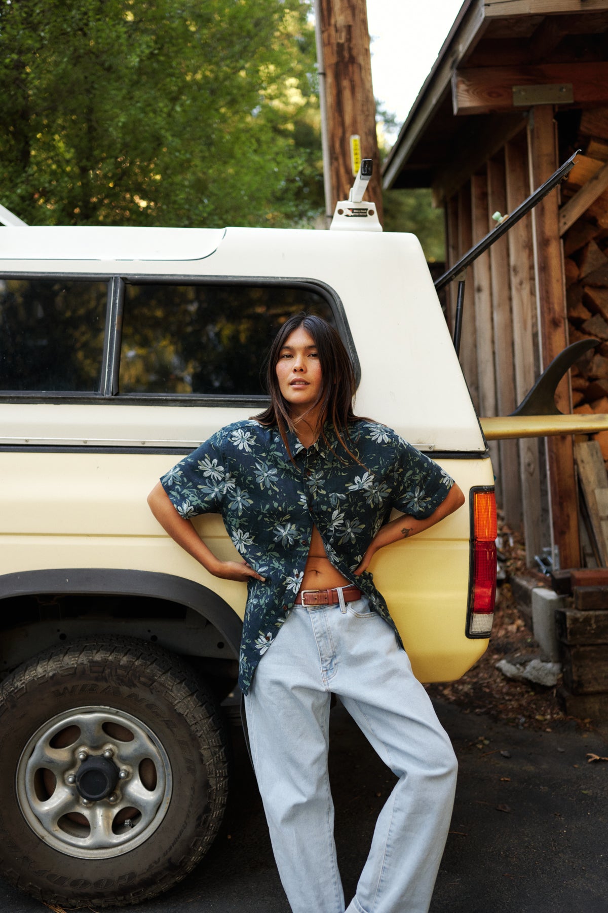 Web_srgb_katin_spring_petals_shirt_1799