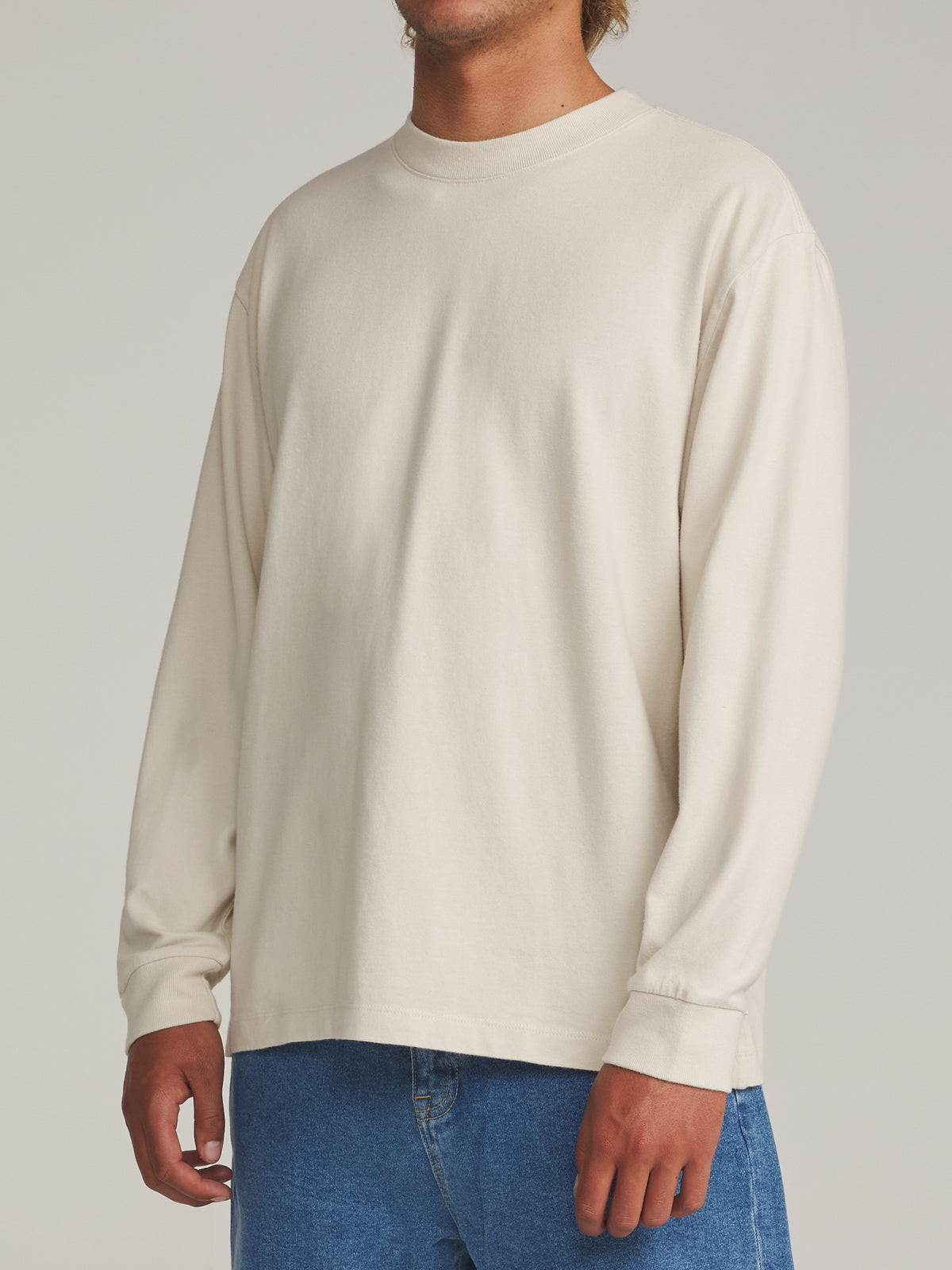 Katin Box Fit LS Tee in Vintage White - worn on model, side