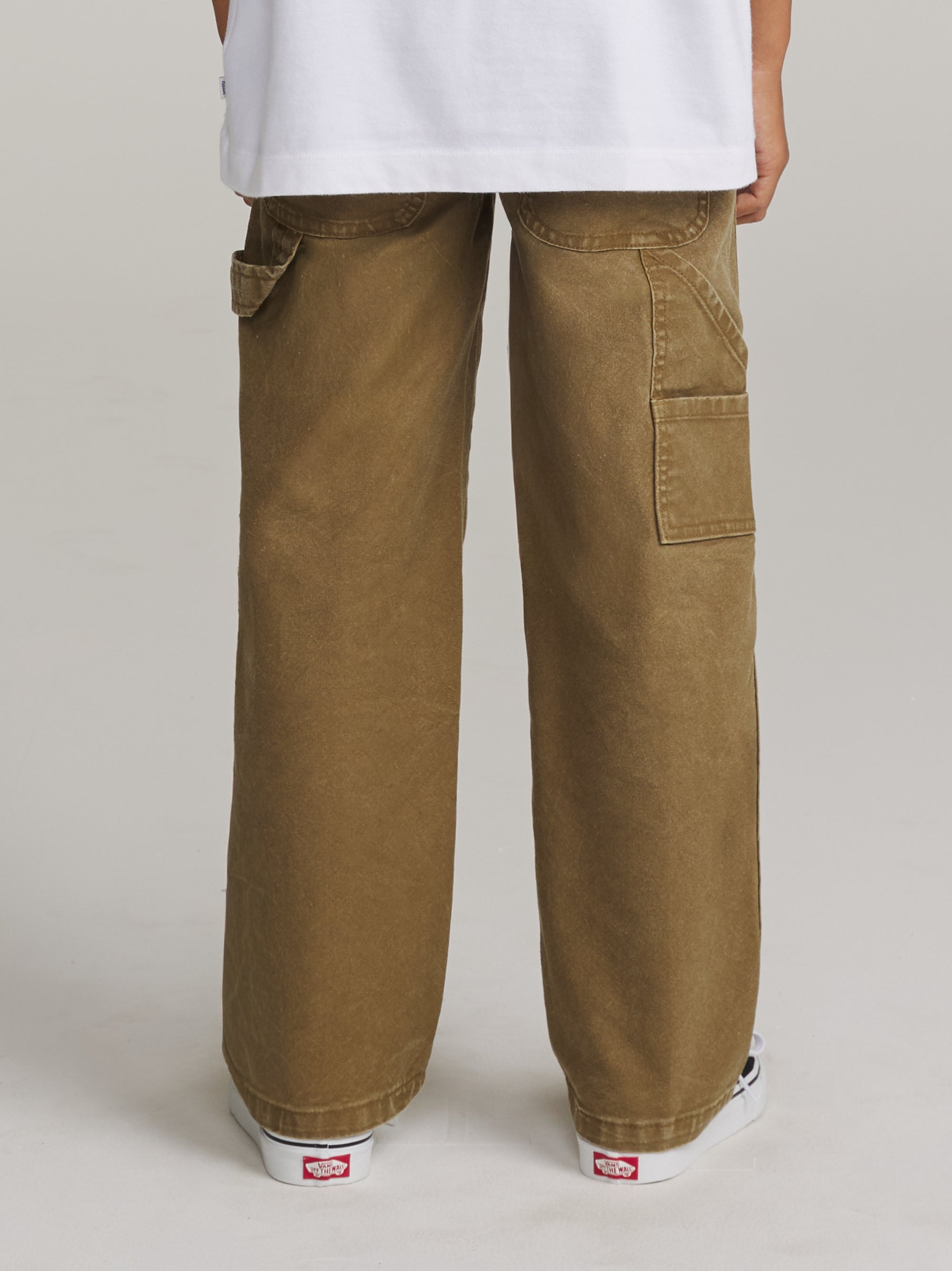 #color_light brown