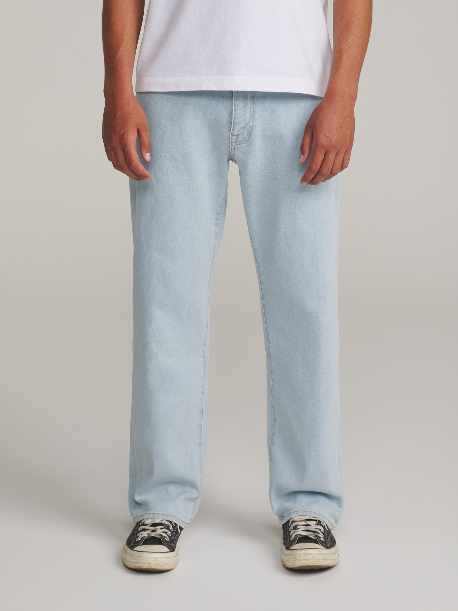 Katin George 64 Relaxed in Light Indigo - worn on model, front