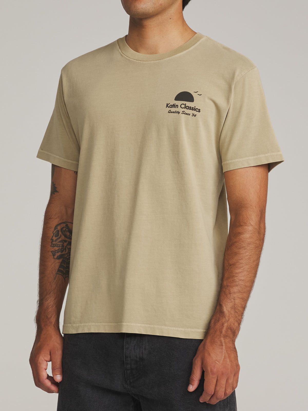 AUANA TEE