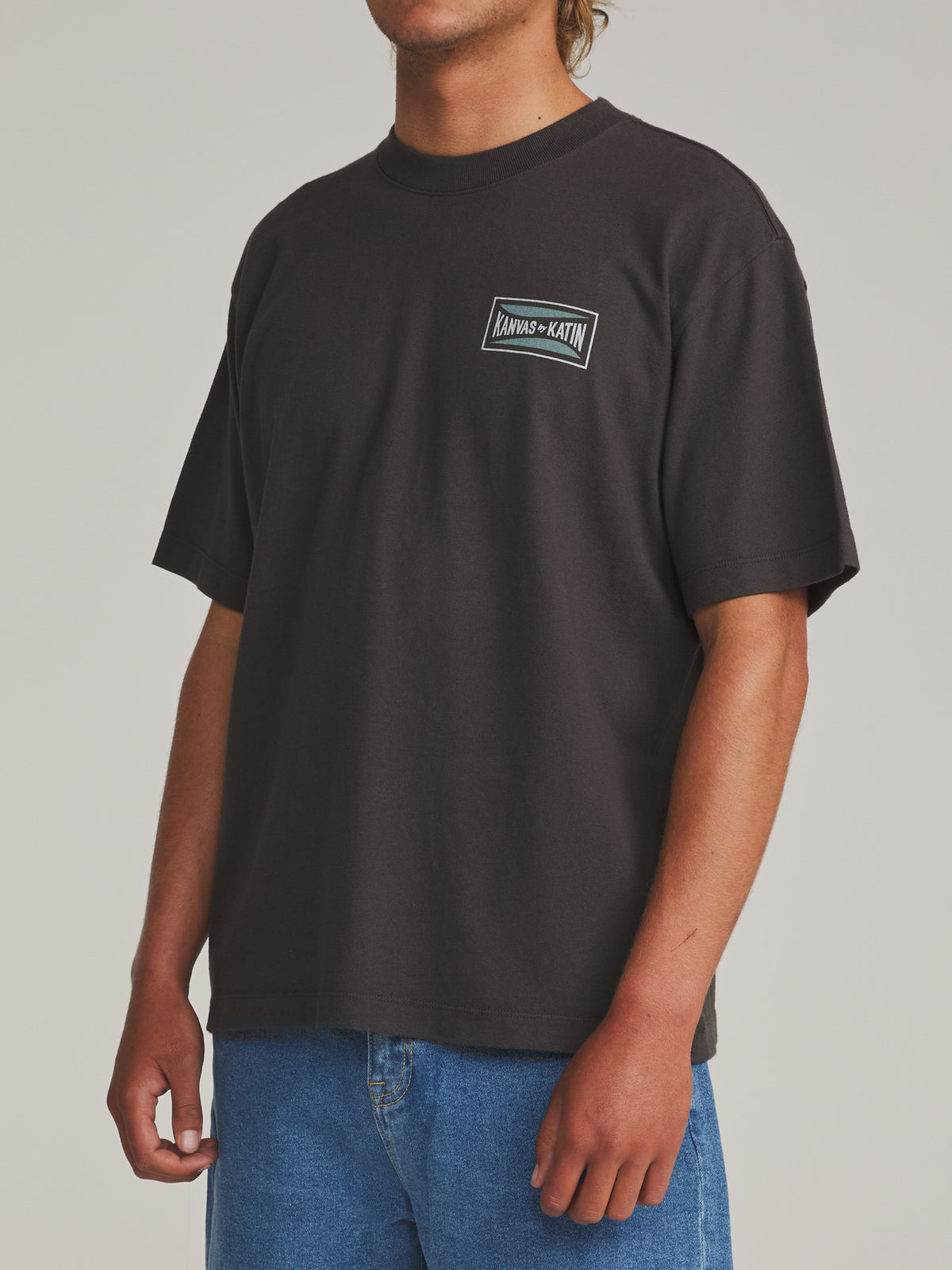 SCRUBBER BOX FIT TEE