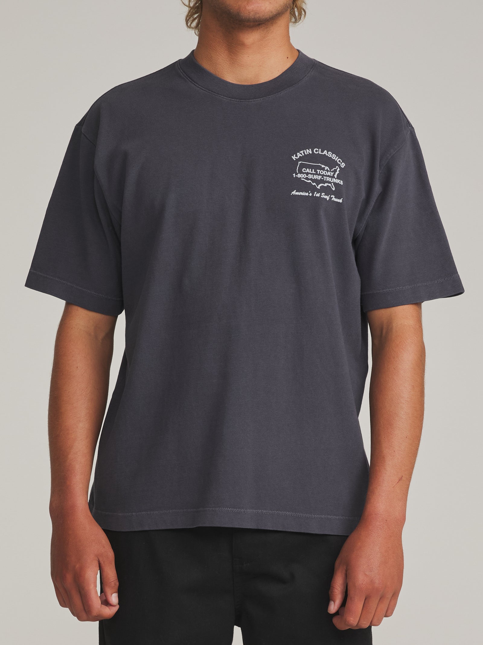 Katin fa26 graphic ss tee states box fit tee polar navy vintage wash on model 01 front