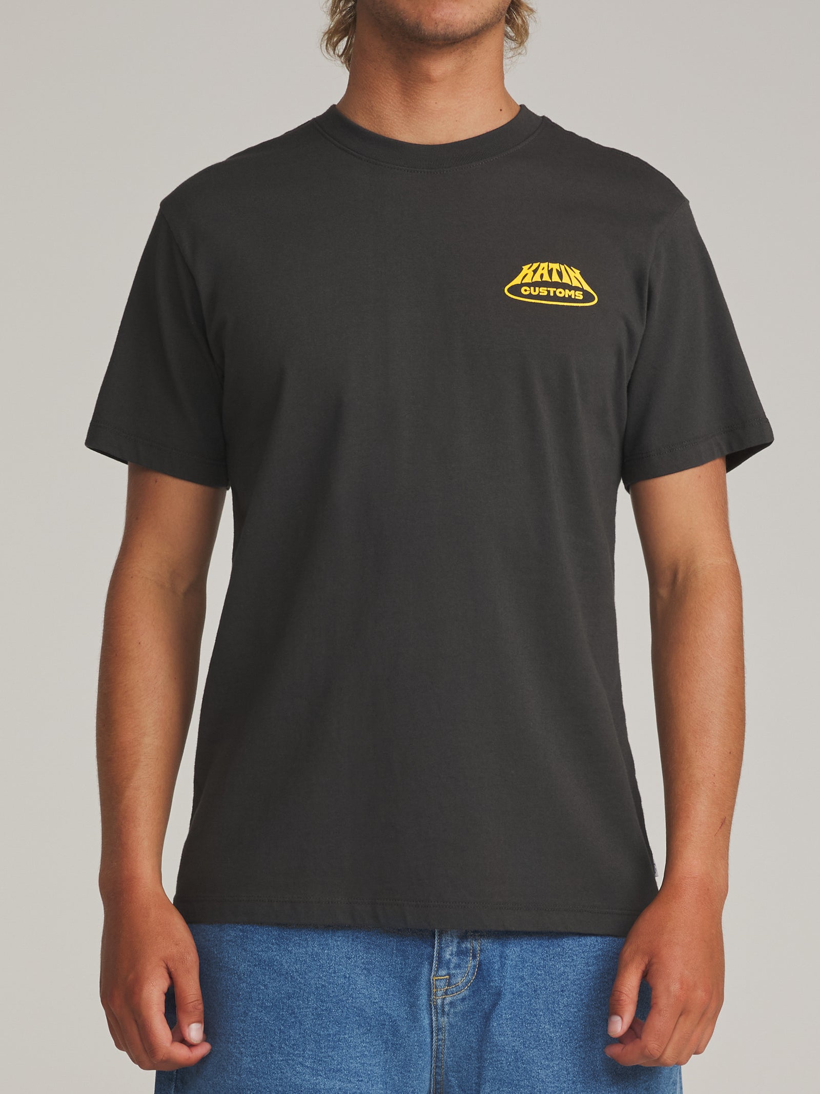 Katin fa26 graphic ss tee voyager tee black wash on model 01 front