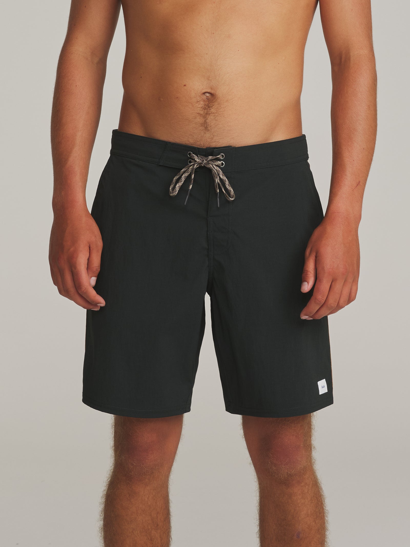 Katin fa26 trunks theo hybrid trunk black on model 01 front
