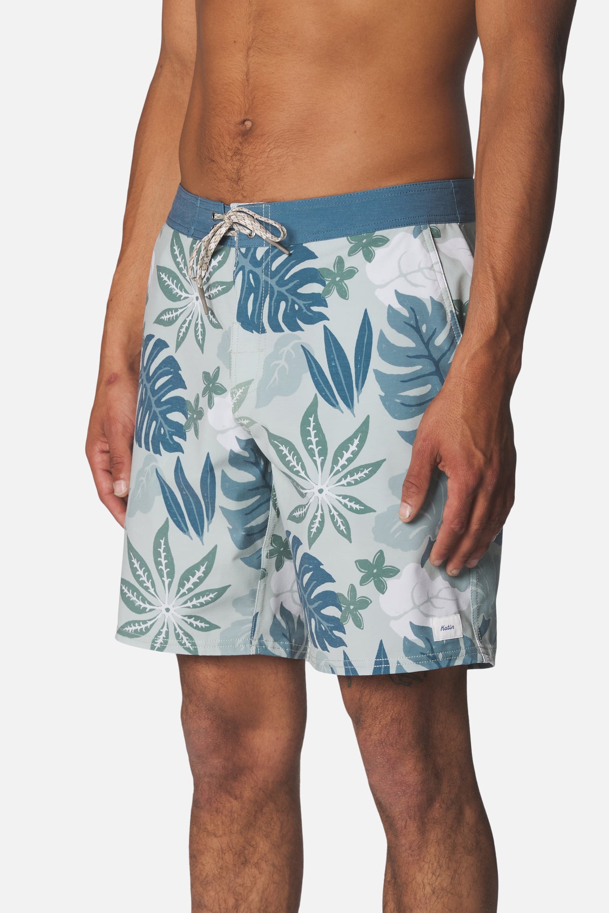OASIS HYBRID TRUNK